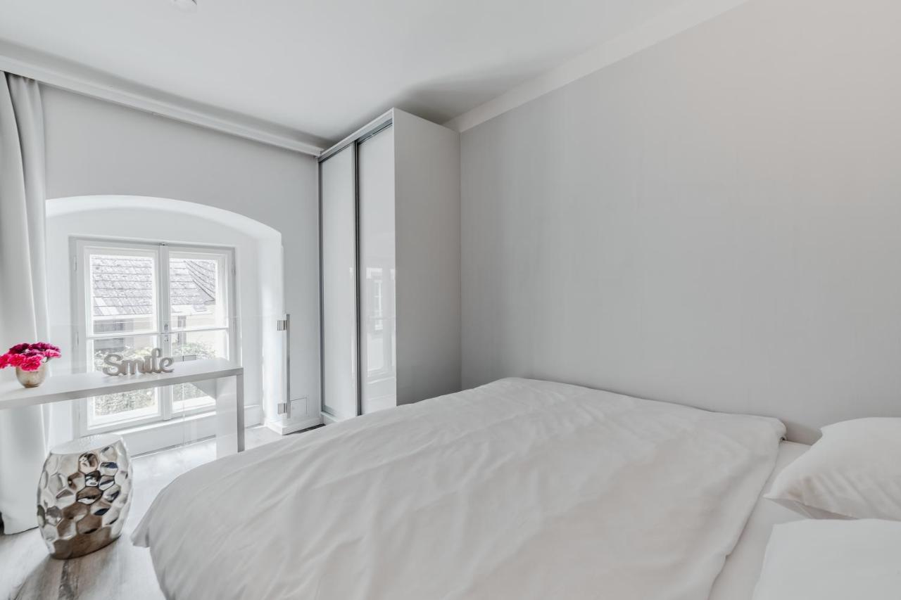 Smile Apartments Zum Goldenen Strauss デュルンシュタイン エクステリア 写真