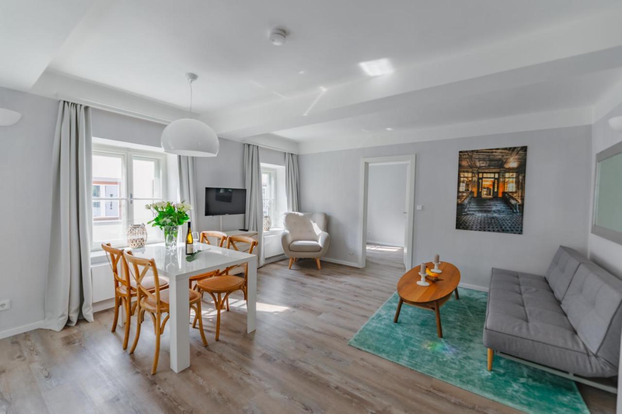 Smile Apartments Zum Goldenen Strauss デュルンシュタイン エクステリア 写真